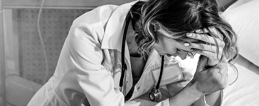 Why-is-There-So-Little-Progress-in-Physician-Burnout